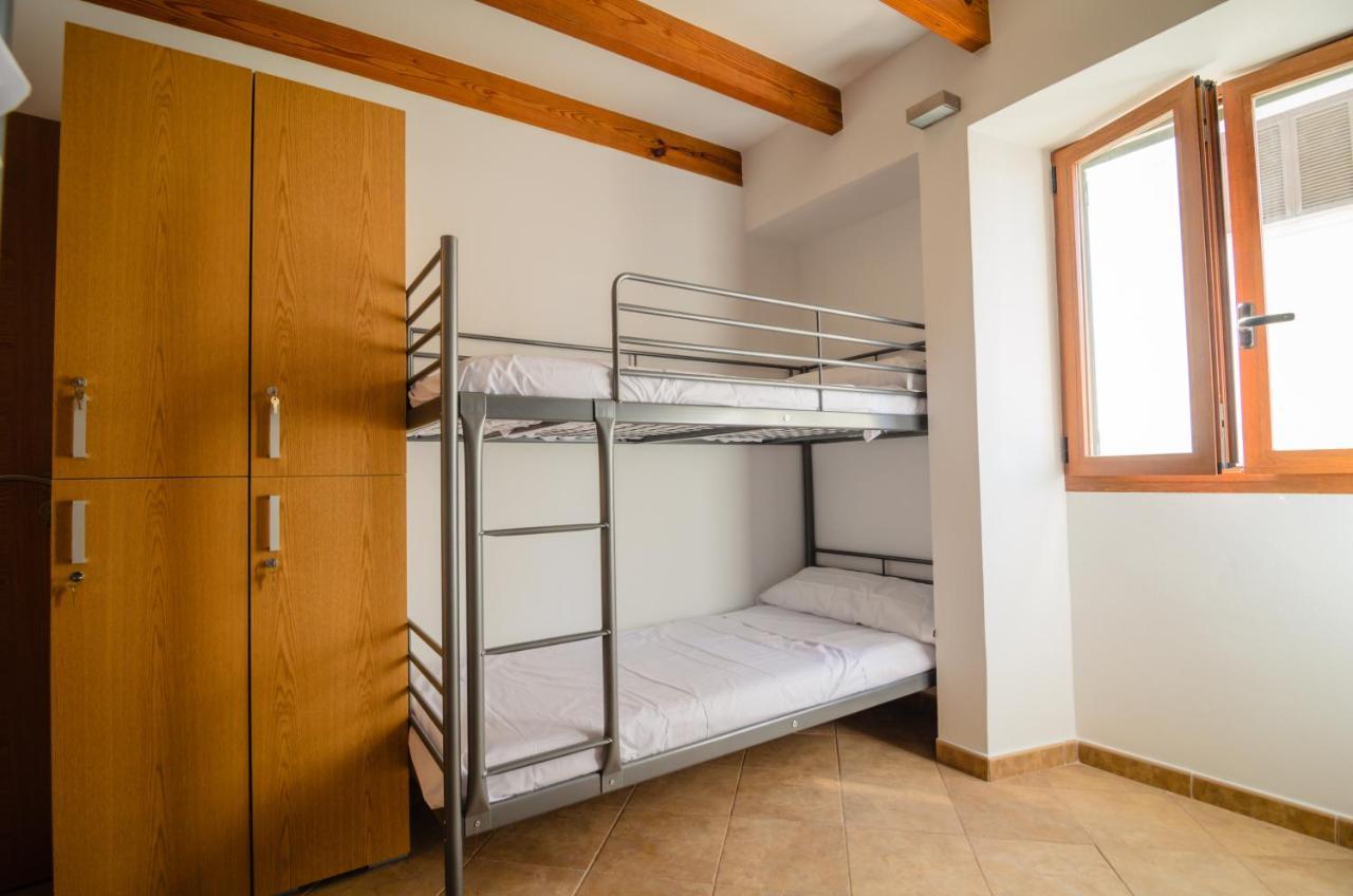 Embat - Hostel 몬투이리 외부 사진